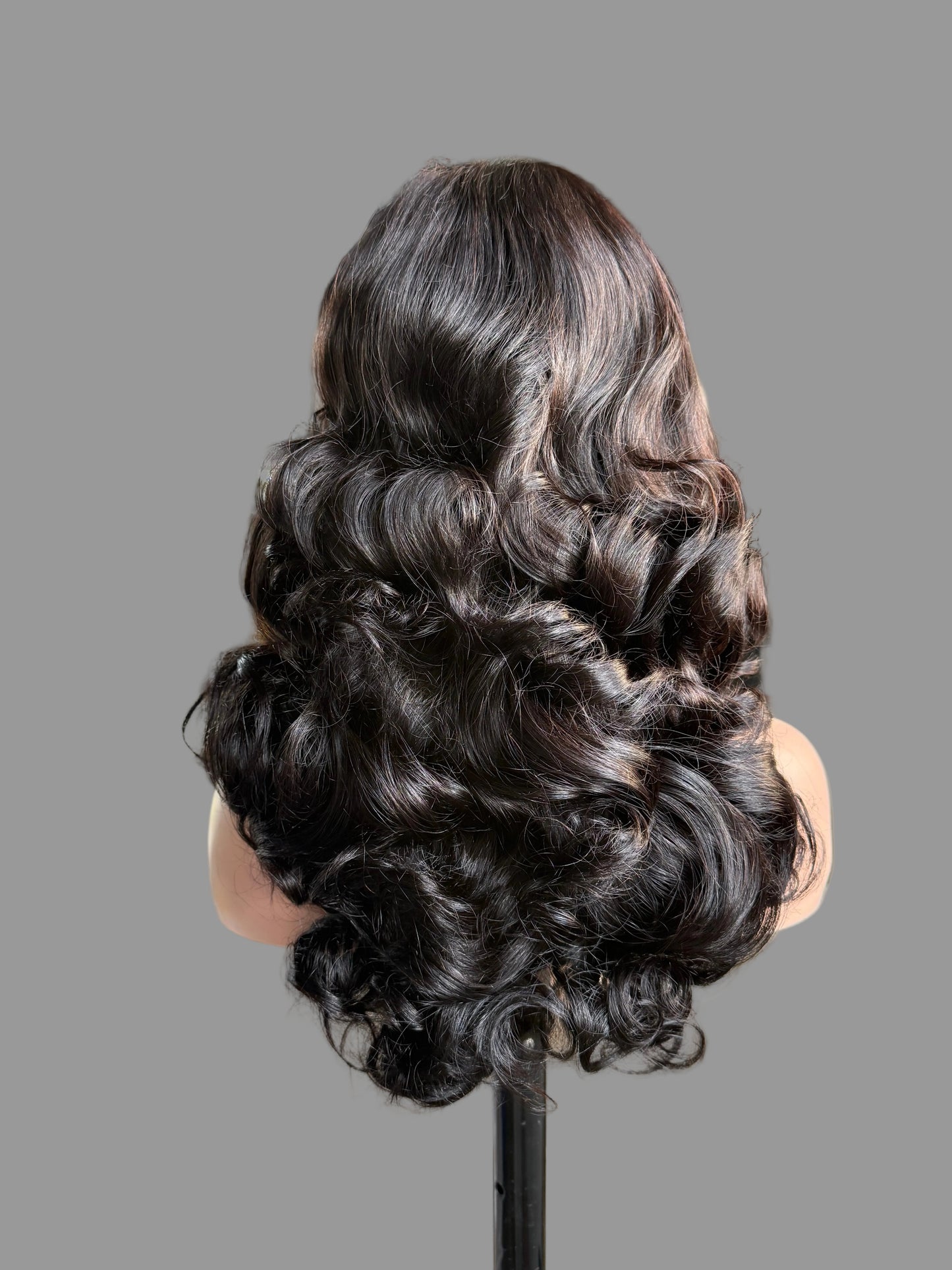 Black Lace Front Wig – 24" Body Wave(LS404)